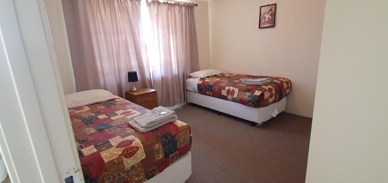 Pinjarra Caravan Park And Cabins Exterior foto